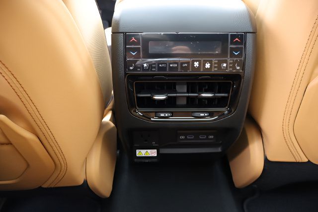 New 2027 Jeep Grand Cherokee Summit AWD/4WD image 36