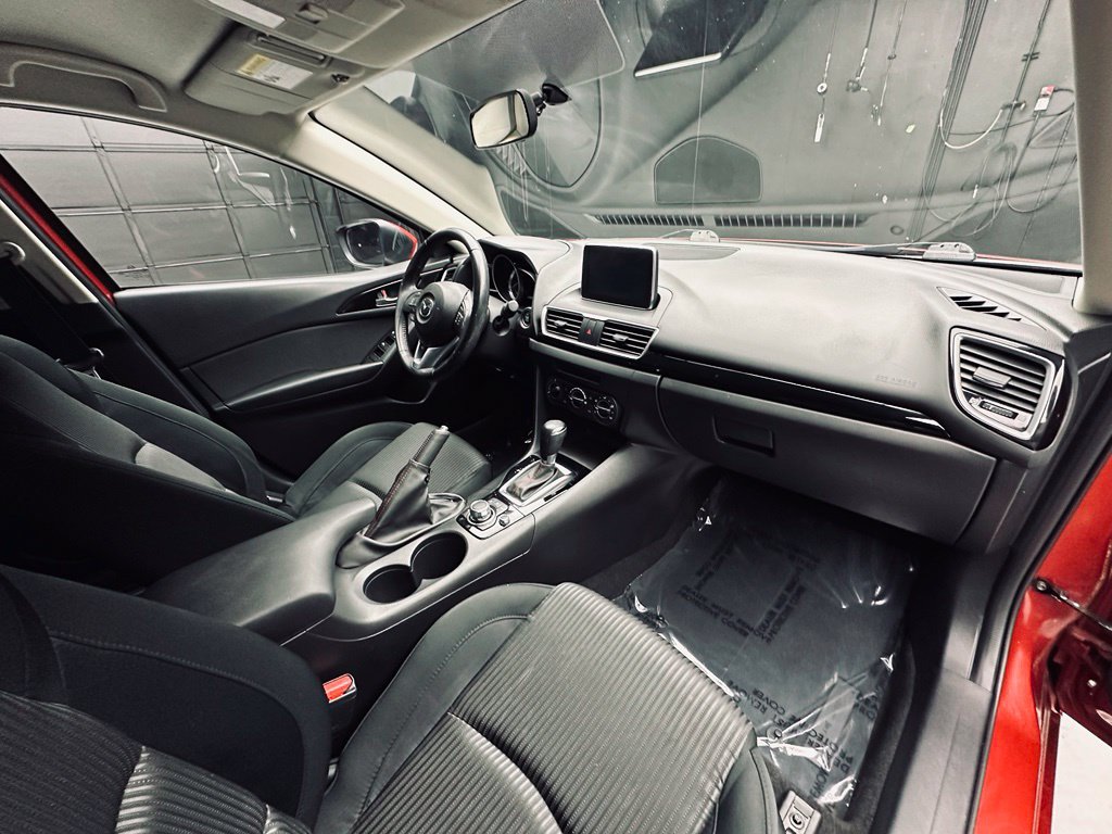 Used 2015 MAZDA MAZDA3 i Touring FWD image 19