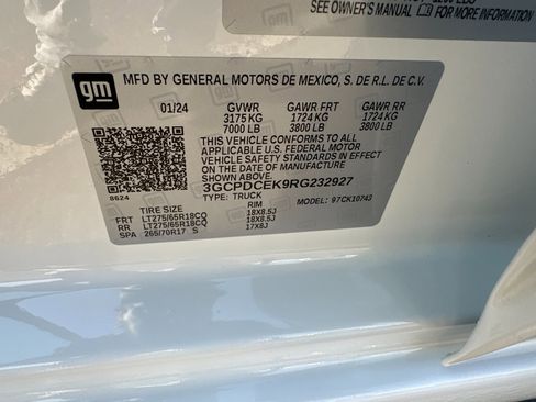 Used 2024 Chevrolet Silverado 1500 Custom Trail Boss image 27