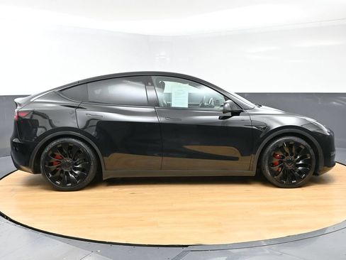 Used 2024 Tesla Model Y Performance AWD/4WD image 7