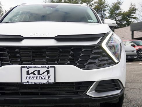 Used 2023 Kia Sportage EX image 15