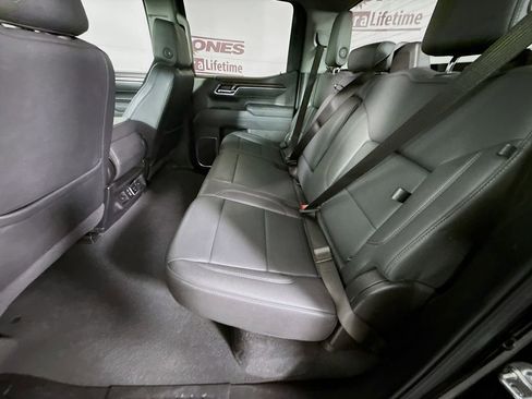 Used 2025 GMC Sierra 1500 SLT image 28