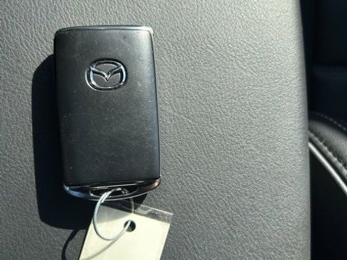 Used 2025 MAZDA CX-5 AWD 2.5 S w/ Preferred Package image 22