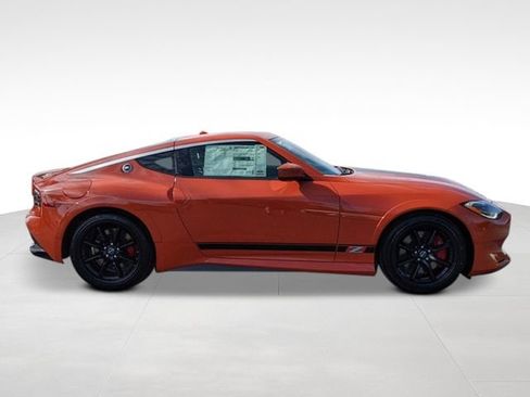 New 2024 Nissan Z Performance w/ Heritage Edition RWD image 6