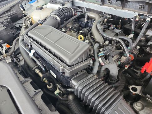 Certified 2023 Ford Escape ST-Line FWD image 23