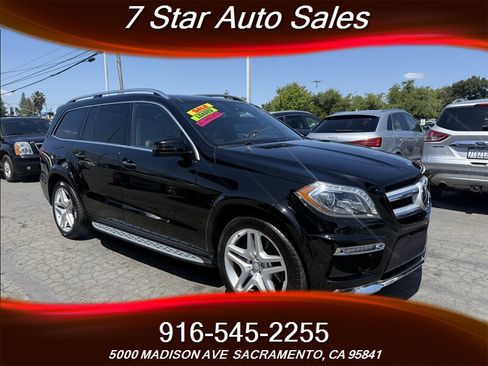 Used 2015 Mercedes-Benz GL 550 4MATIC image 1