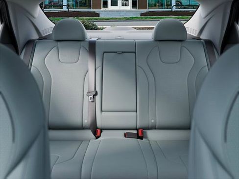 New 2026 Hyundai Elantra Limited image 12