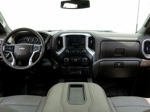 Used 2020 Chevrolet Silverado 3500 LTZ w/ LTZ Convenience Package AWD/4WD image 35
