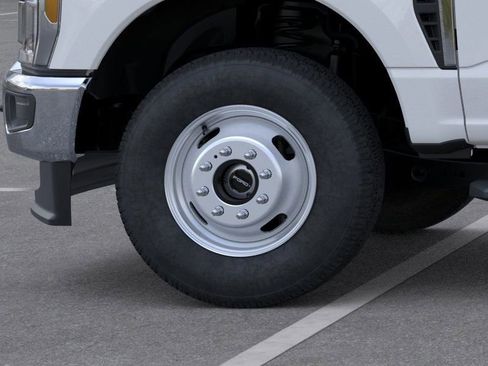 New 2025 Ford F350 XL image 19