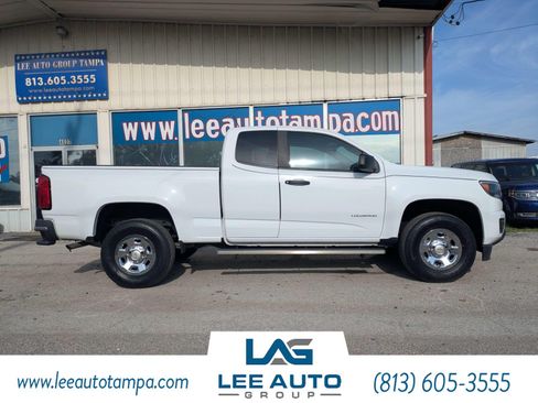 Used 2019 Chevrolet Colorado W/T RWD image 2