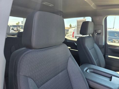 Used 2025 Chevrolet Silverado 1500 LT RWD image 21