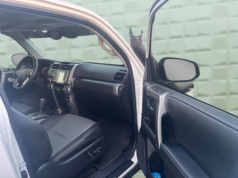 Used 2021 Toyota 4Runner SR5 Premium w/ Moonroof Package AWD/4WD image 12