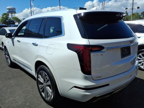 Certified 2021 Cadillac XT6 Premium Luxury image 7
