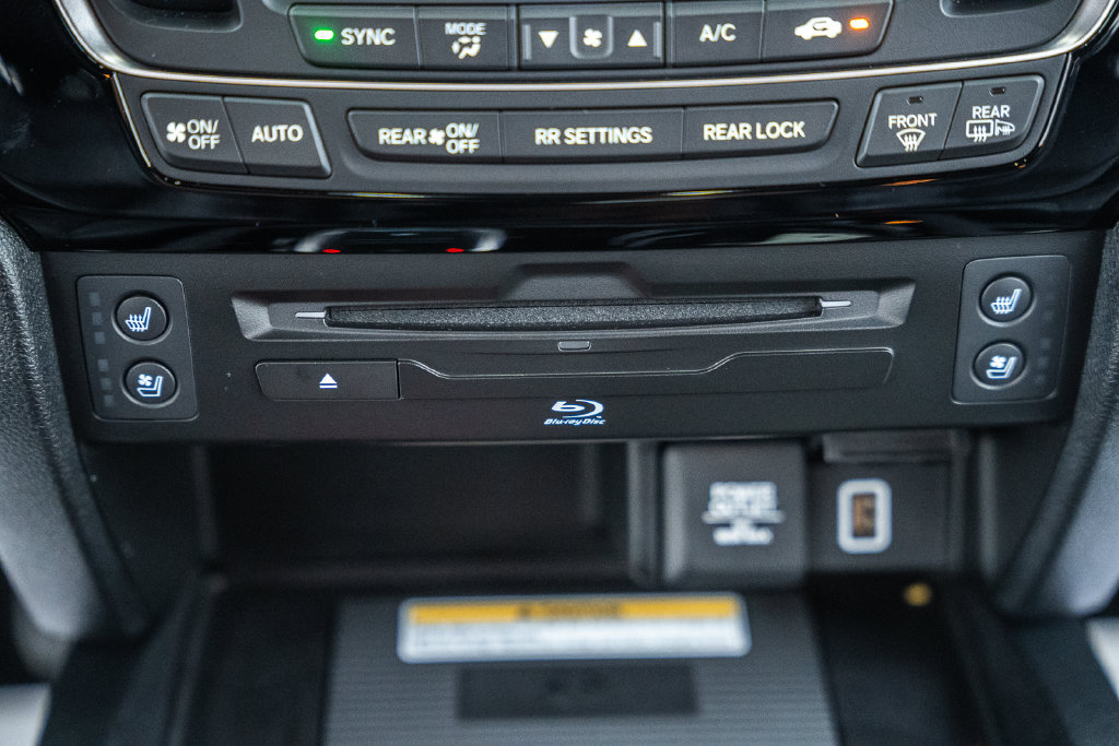Used 2022 Honda Pilot Black Edition image 27