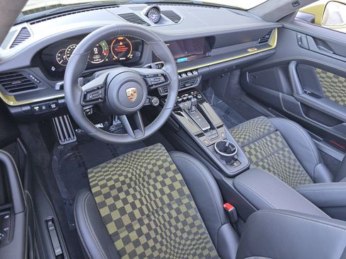 New 2026 Porsche 911 Carrera GTS image 4