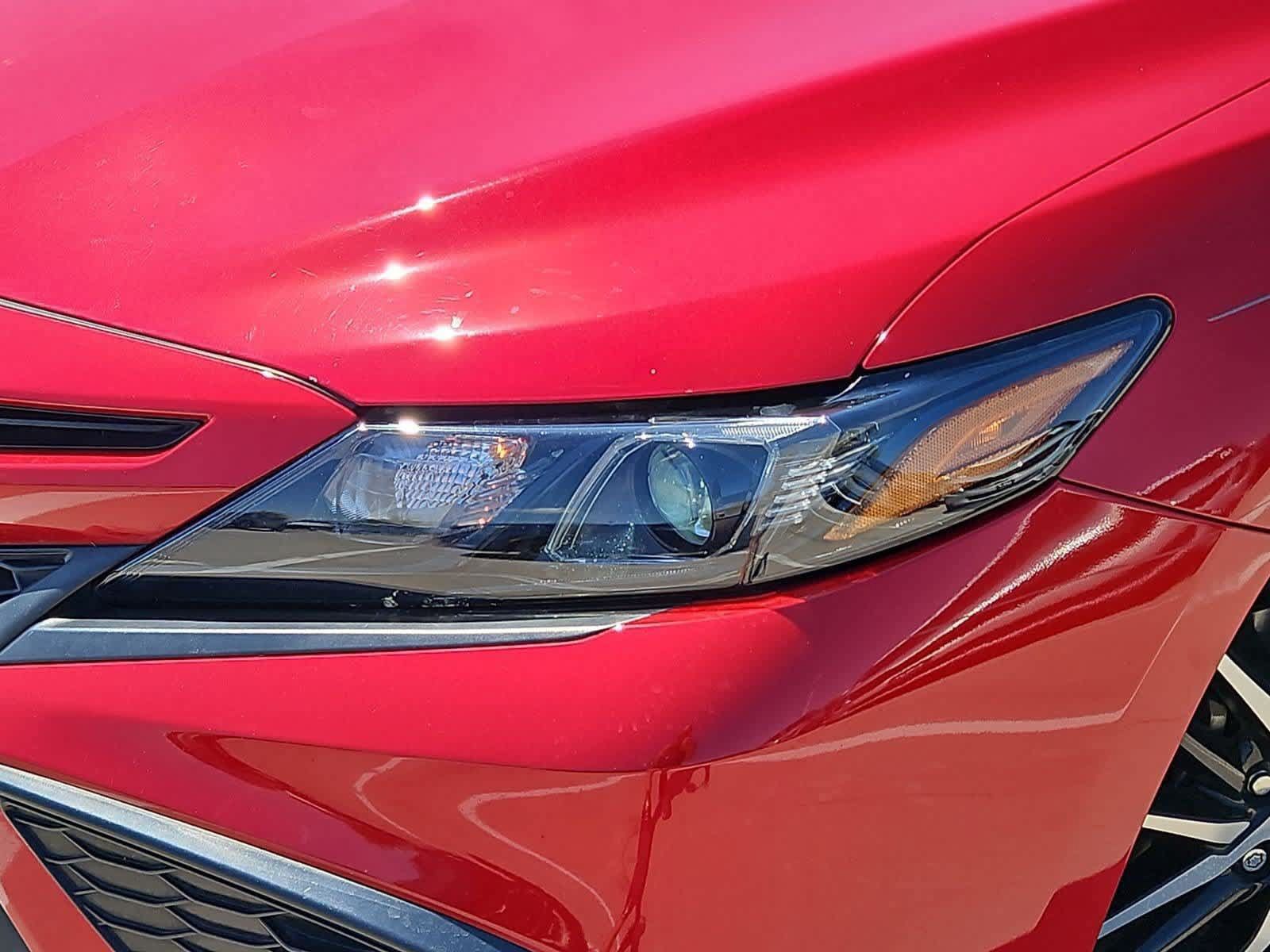 Used 2023 Toyota Camry SE FWD image 10