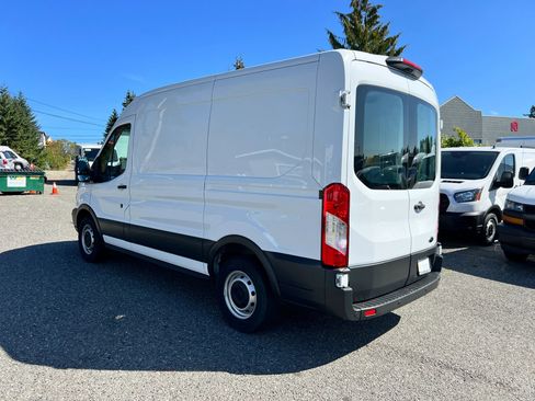 Used 2018 Ford Transit 150 130 Medium Roof image 5