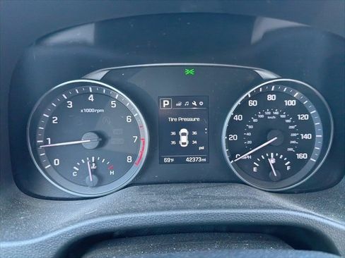 Used 2018 Hyundai Elantra SEL image 5