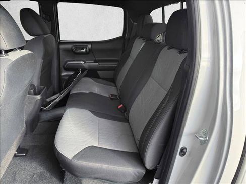 Certified 2021 Toyota Tacoma TRD Off-Road w/ Technology Package image 17