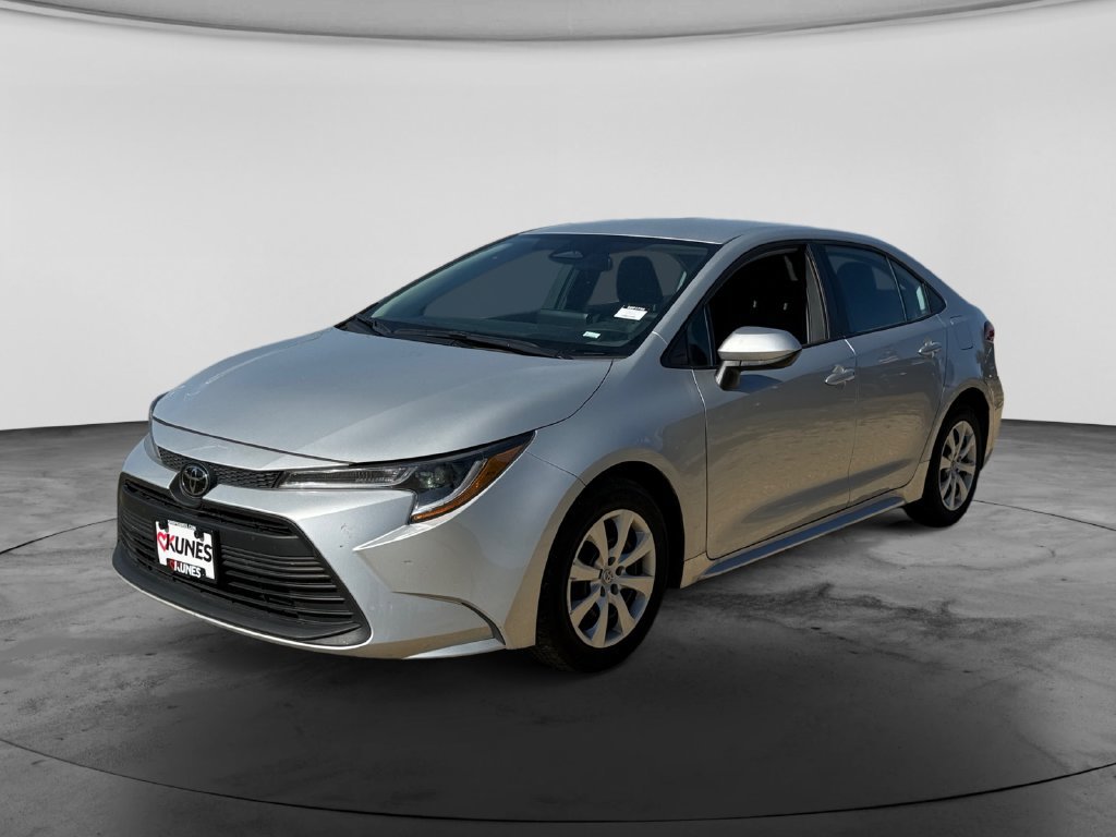 Used 2024 Toyota Corolla LE FWD image 4