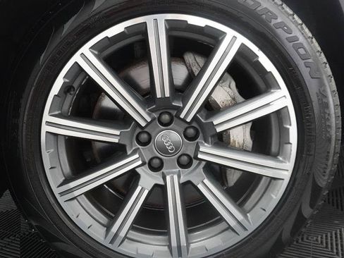 Used 2017 Audi Q7 3.0T Premium Plus AWD/4WD image 3