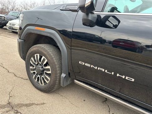 Used 2024 GMC Sierra 2500 Denali Ultimate AWD/4WD image 7