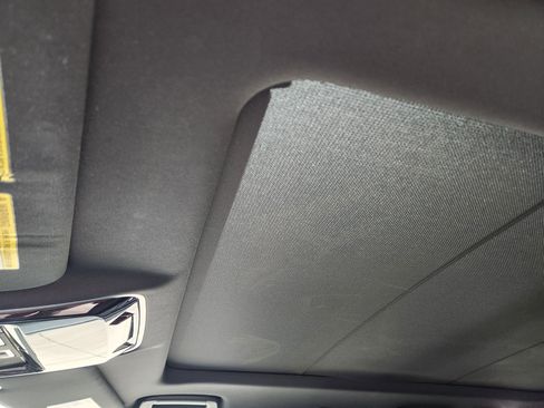 Used 2019 Land Rover Range Rover Sport SVR image 25