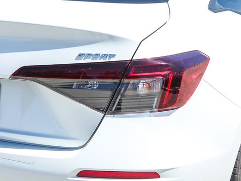 Used 2025 Honda Civic Sport image 10