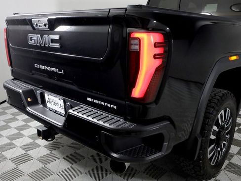 Used 2024 GMC Sierra 3500 Denali Ultimate image 52