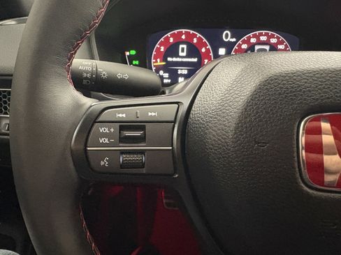 Used 2025 Honda Civic Type R image 30