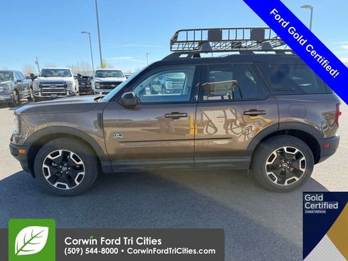 Used 2022 Ford Bronco Sport Outer Banks w/ Tech Package image 16