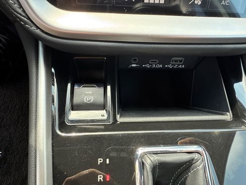 Certified 2024 Subaru Outback Premium image 18