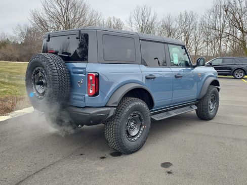 New 2025 Ford Bronco Badlands w/ Sasquatch Package image 4