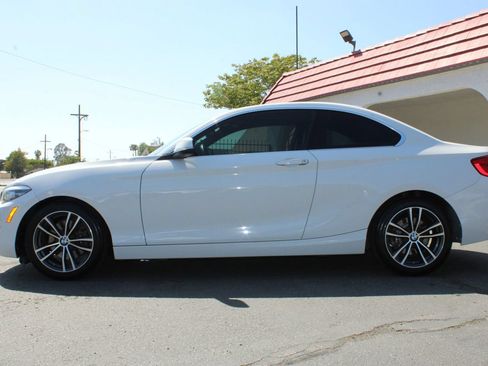 Used 2019 BMW 230i Coupe w/ Convenience Package RWD image 38