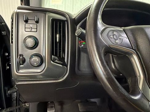 Used 2017 Chevrolet Silverado 2500 LT AWD/4WD image 30