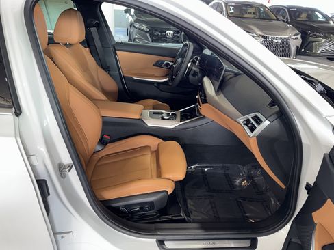 Certified 2025 BMW 330i Sedan image 10