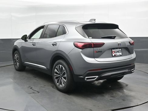 Used 2024 Buick Envision Preferred AWD/4WD image 9