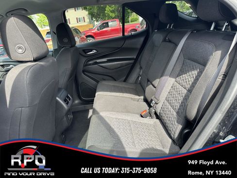 Used 2022 Chevrolet Equinox LT AWD/4WD image 24