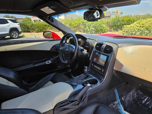 Used 2009 Chevrolet Corvette Convertible w/ Preferred Equipment Group RWD image 50