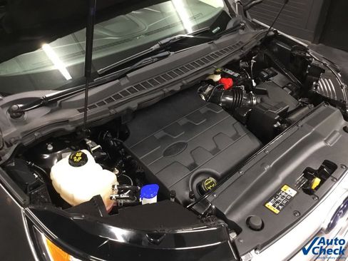 Used 2017 Ford Edge Titanium w/ Equipment Group 302A image 40