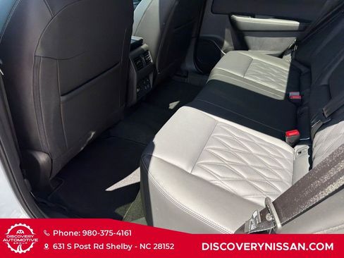 New 2026 Nissan Rogue Platinum AWD/4WD image 32