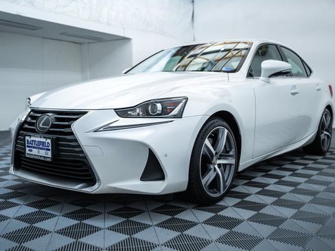 Used 2020 Lexus IS 300 w/ Navigation Package RWD image 3