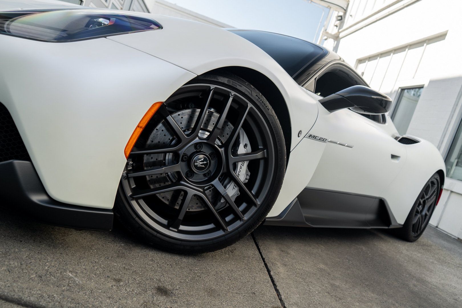 Used 2023 Maserati MC20 Coupe RWD image 5