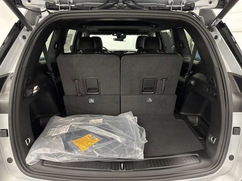 New 2025 Jeep Grand Cherokee L Altitude image 14