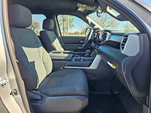 New 2026 Toyota Tundra SR5 AWD/4WD image 10