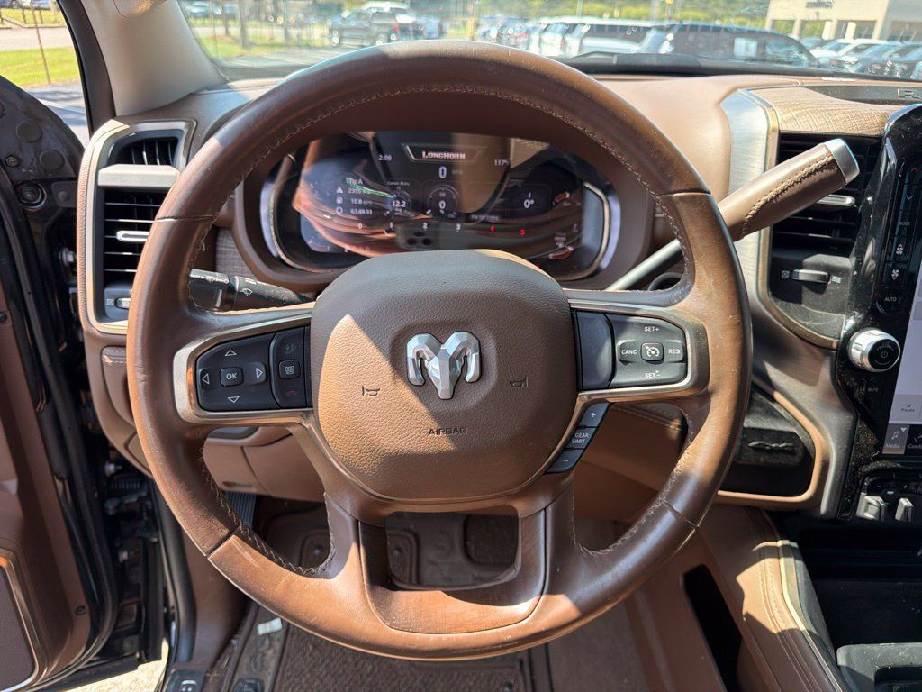 Used 2024 RAM 3500 Limited AWD/4WD image 22