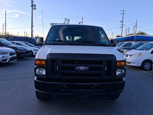 Used 2014 Ford E-150 and Econoline 150 w/ Power Group image 2