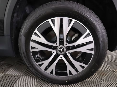 Certified 2025 Mercedes-Benz GLA 250 GLA 250 image 31