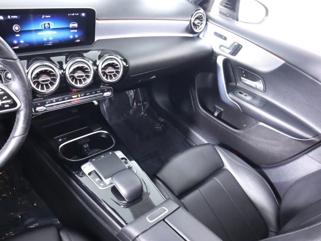 Used 2019 Mercedes-Benz A 220 image 34