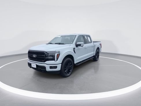 Used 2025 Ford F150 Lariat image 4
